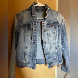 Jean jacket size small